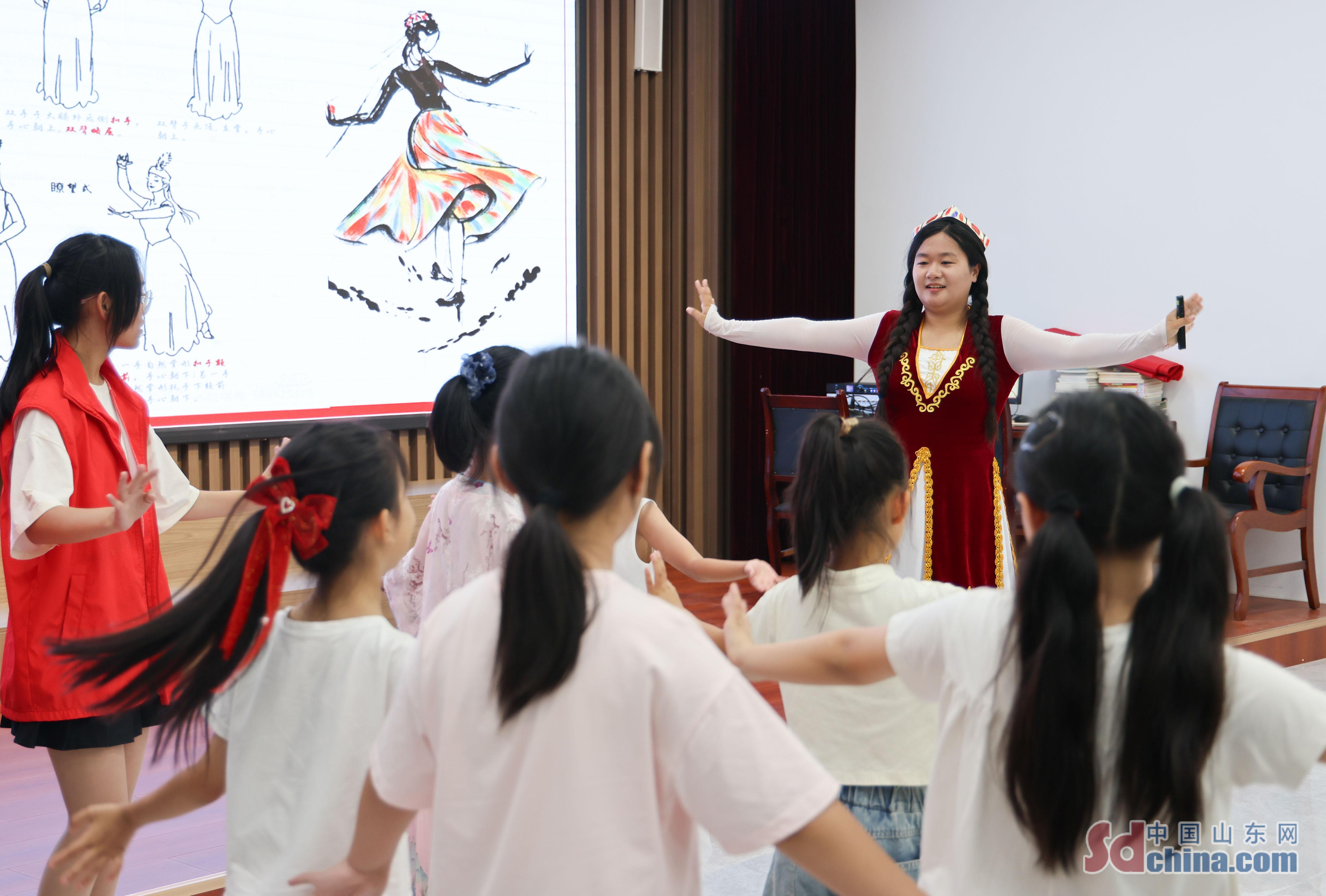 山東鄒平：多樣社會實踐過暑假