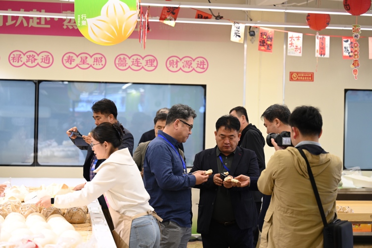 【Hi,Shandong】“Hi,Shandong—機遇中國 青島優品”海外媒體青島行活動走進王哥莊大饅頭非遺傳承中心，開啟“非遺”美食之旅_fororder_DSC_1783.JPG