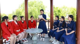 九秩育師路 薪火耀膠東：煙臺幼師高專校史裏的師範初心與時代答卷