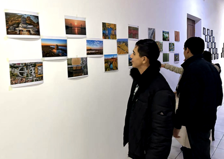 濟南鋼城區圖片展在烏茲別克斯坦撒馬爾罕成功舉辦_fororder_3