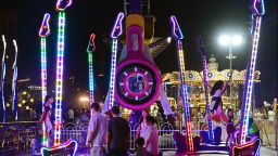 山東青島：璀璨光影 繽紛夏夜