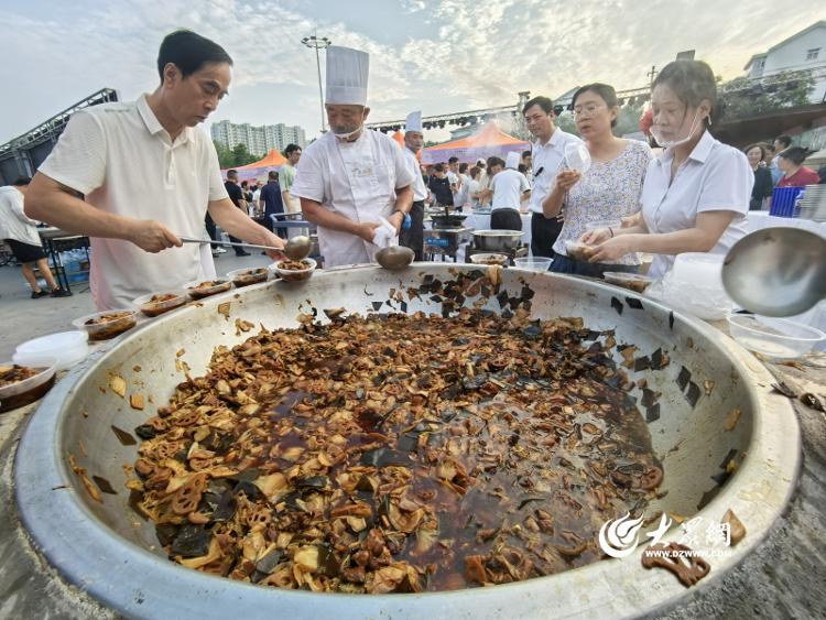“串” 山越海赴淄博，山東燒烤爭霸賽開賽