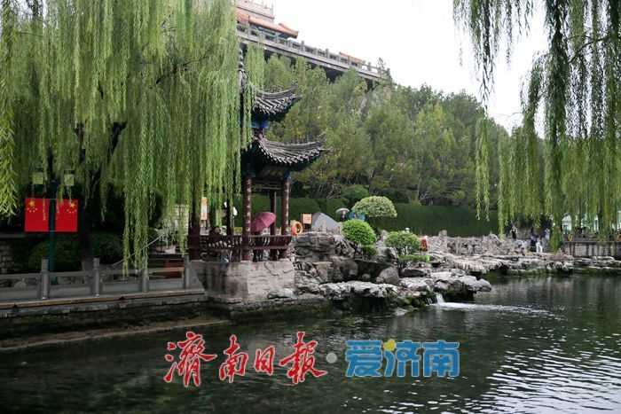 濟南護城河迎豐水期 泉水奔流潤古城