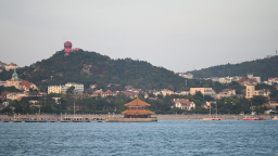 青島八大峽廣場藏著生活本真的愜意