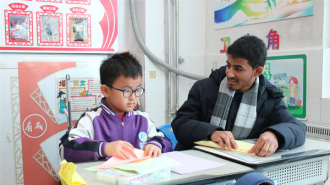 跨國情誼暖校園 文化交融促成長