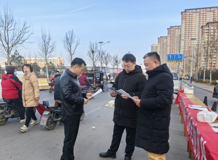 外國留學生在章丘趕“黃河大集”：在鄉土煙火中感受中國年味_fororder_【章丘】4