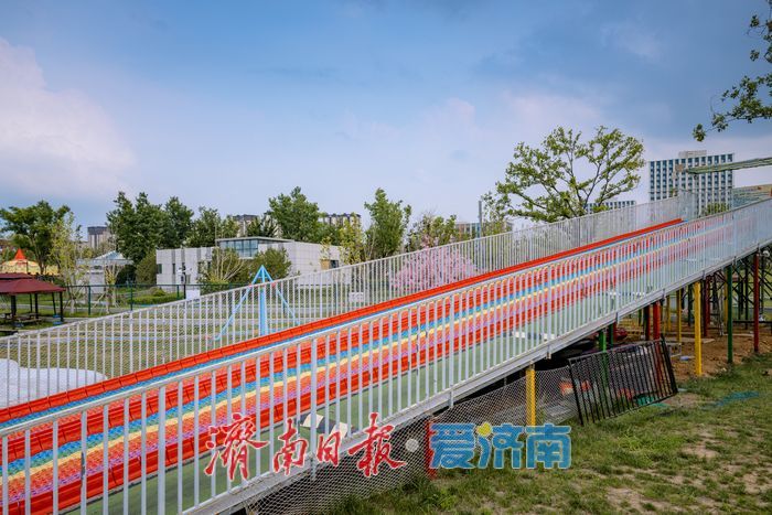 濟南：唐冶中央公園變身“都市避暑綠洲”