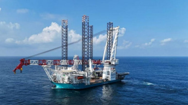 세계 최대 하중 풀 직류(DC) 해상풍력발전기 설치선, 옌타이서 인도_fororder_7f9a28c8-4693-4a40-9d30-77acd0231de0.800x537