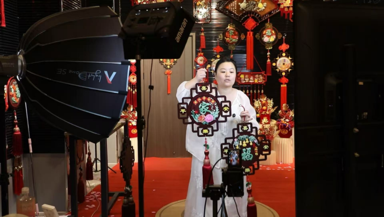 年産值18億元 山東“中國結藝之鄉”産銷兩旺迎新春