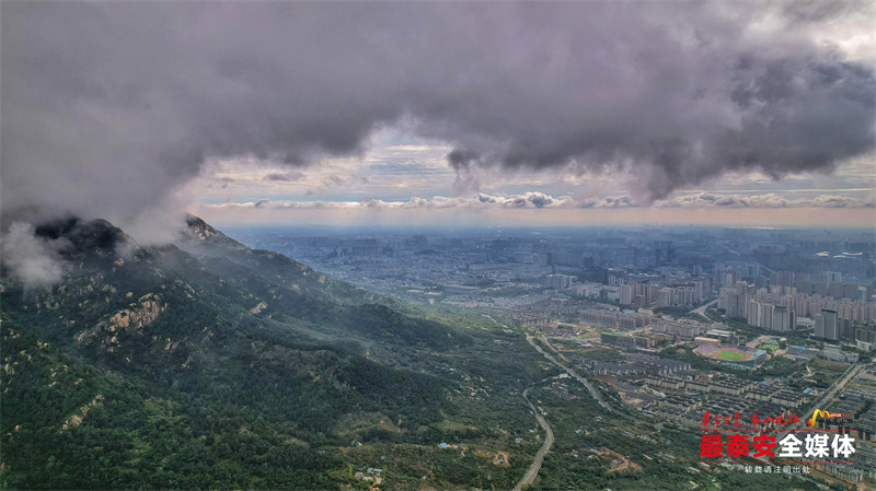 秋雨按下“暫停鍵” 城市美出“新高度”