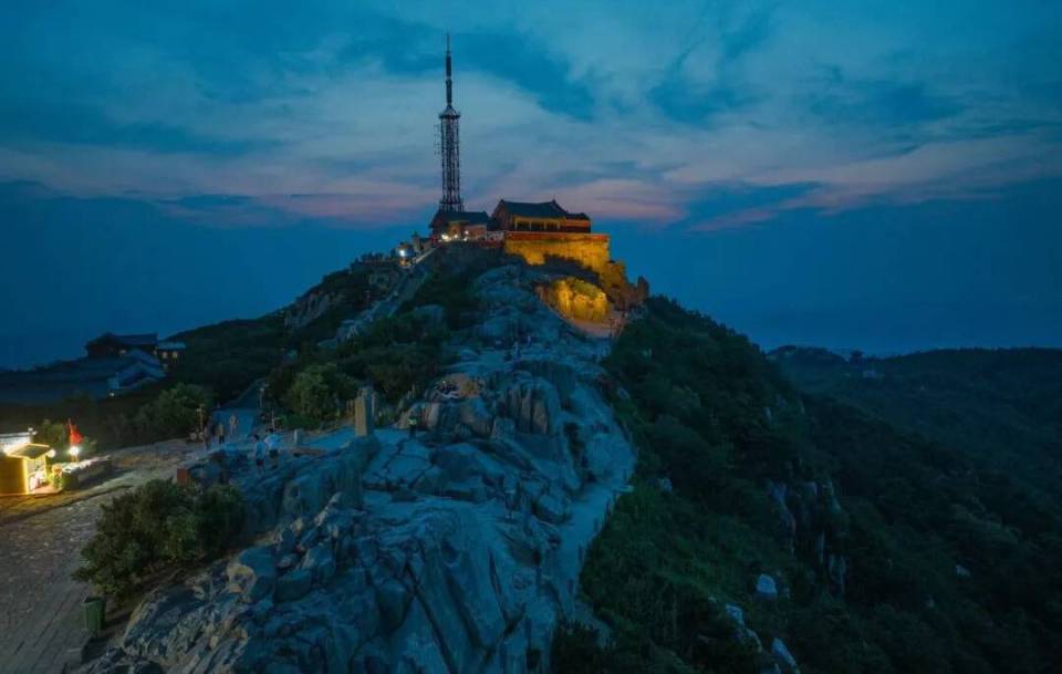 山東泰安：當夏日的風拂過泰山 雲端上的美景讓你一眼心動！_fororder_12