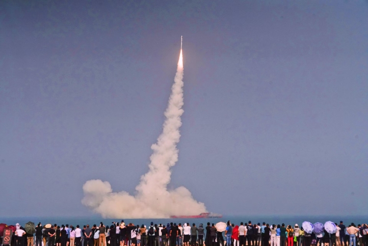 谷神星一號海遙五運載火箭發射——山東海陽追夢不停步_fororder_微信圖片_20250519172050