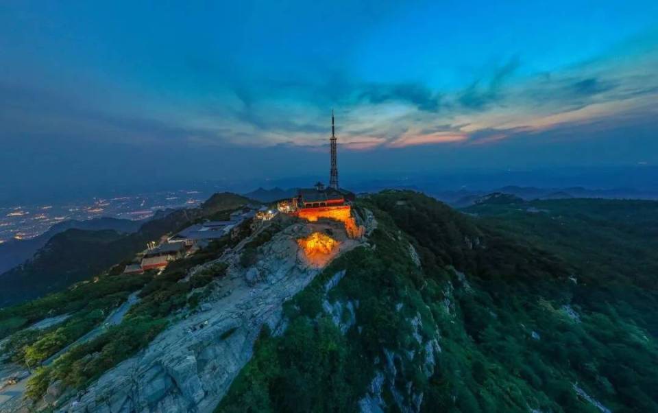 山東泰安：當夏日的風拂過泰山 雲端上的美景讓你一眼心動！_fororder_13