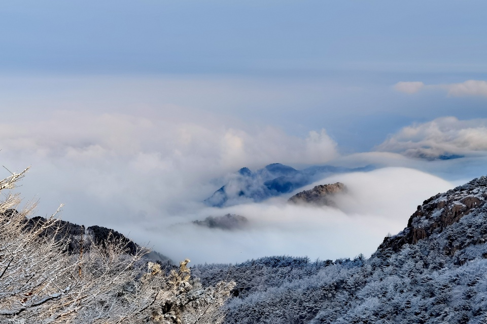 雪後泰山披銀裝 雲海日出醉遊人_fororder_【雪後泰山】3