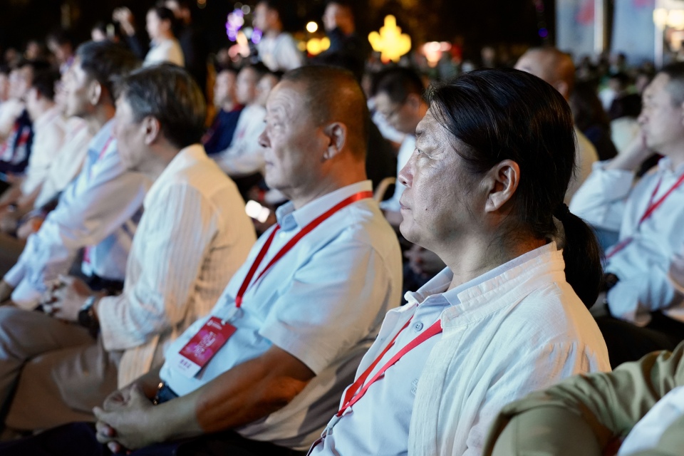 2025中國（淄博）國際陶瓷琉璃博覽會開幕_fororder_微信圖片_2025-09-30_111852_915