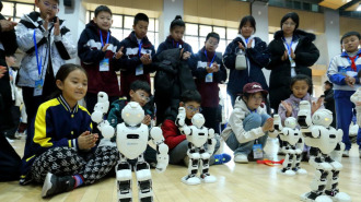 山東青島：機器人競賽中感受科技魅力