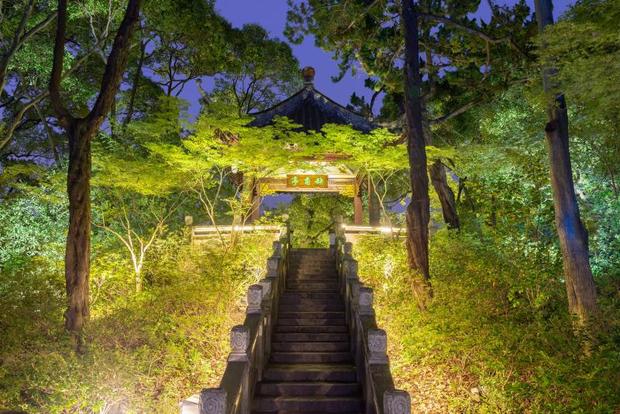 上海這座古典園林中秋開啟夜遊模式 打造3年的夜景燈光首次亮相