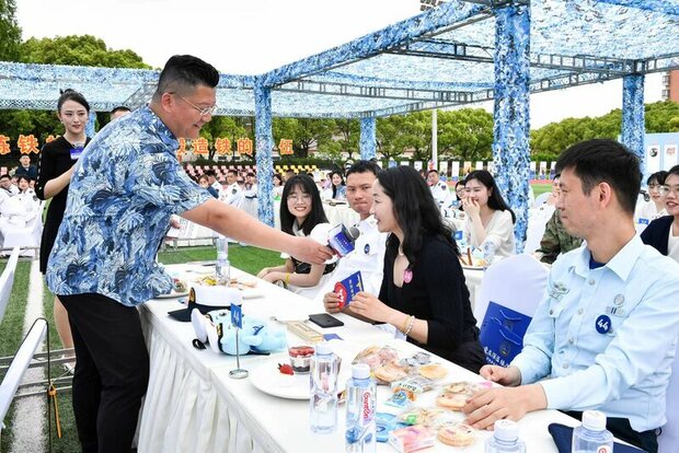 【圖説上海】上海軍地聯誼 為99對青年搭起鵲橋