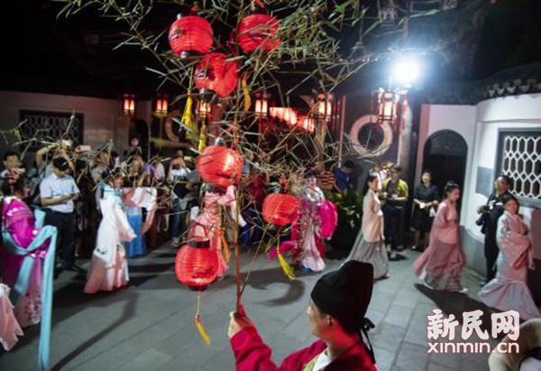 “唐韻中秋”遊園會在桂林公園拉開帷幕