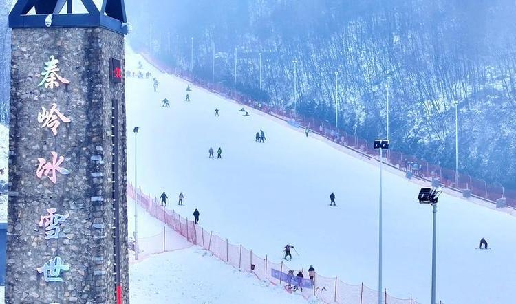 翠華山迎來今冬第三場雪