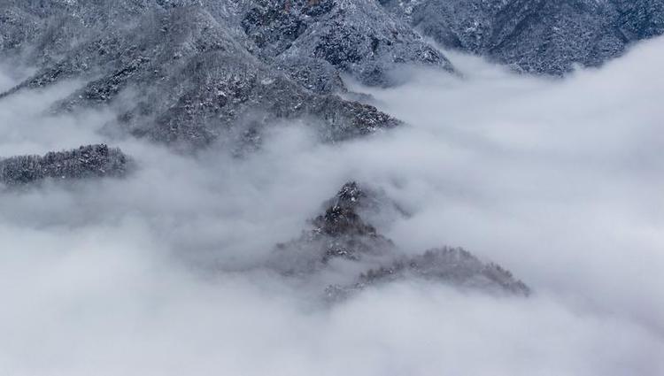 雲海勝境 水墨畫境