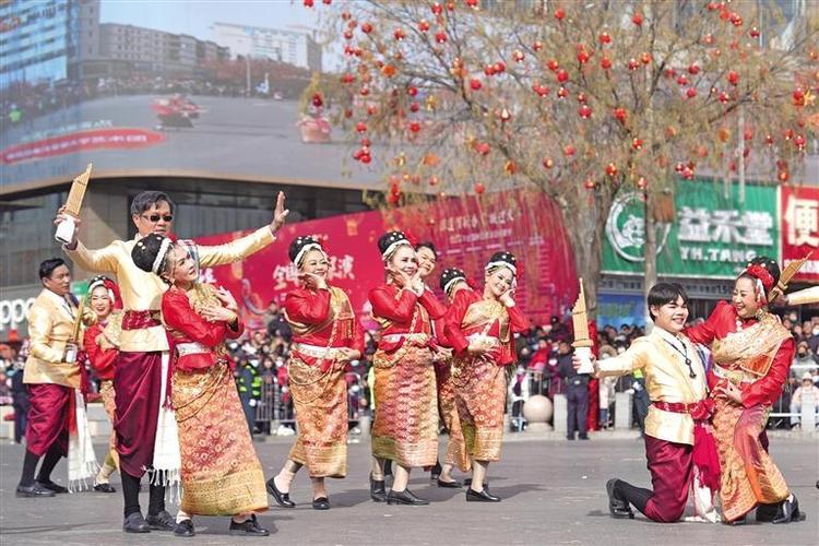 外國“秧歌隊”到榆林