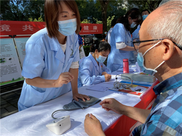 【A】西安市高新區2020年“愛國衛生日”活動啟動