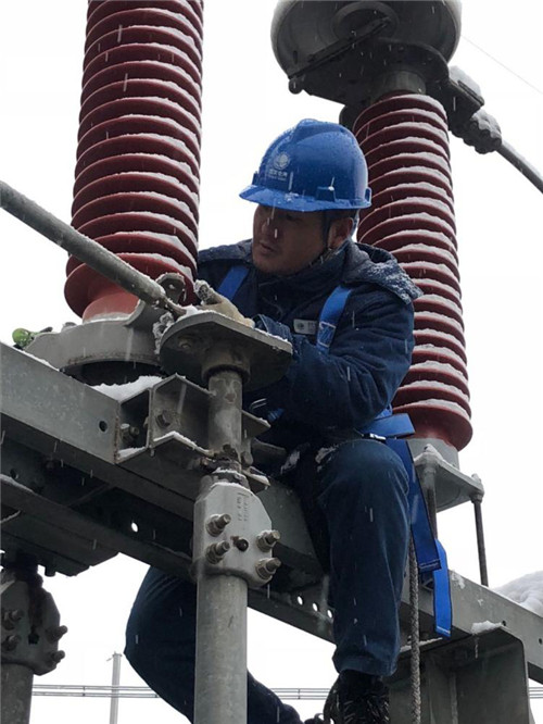 （加急）電網最大負荷八創新高 國網陜西電力為大美陜西“追趕超越”保駕護航