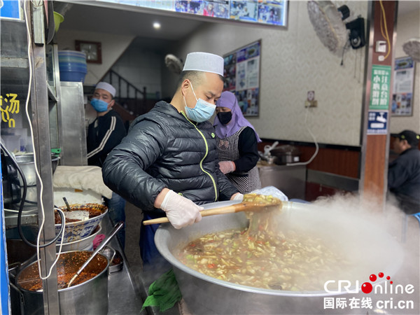 （加急）春回雁歸 繁華古都西安已“上線”