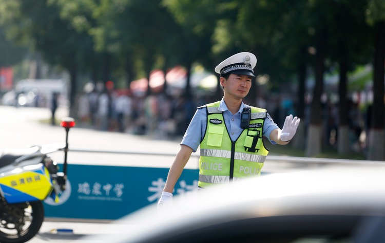 渭南交警：乘風破浪圓夢路 我們全力護航_fororder_微信圖片_20210607151031