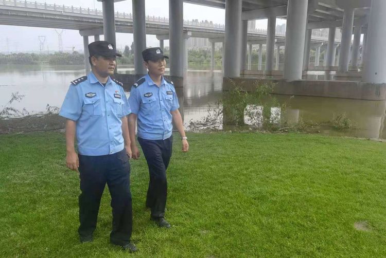 （轉載）打擊涉水違法犯罪 浐灞警方抓獲非法捕撈水産品嫌疑人31名