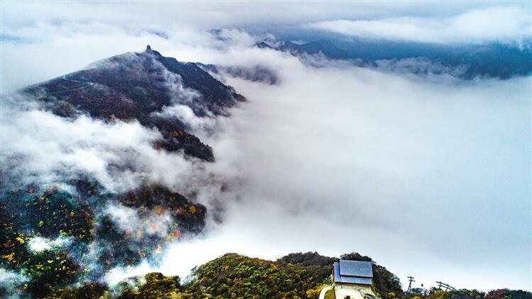 【中首 陜西 圖】漢中市南鄭區龍頭山雲霧繚繞