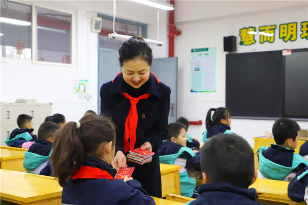 西鹹新區灃西新城：黨員名師“雙培養”打造黨建特色品牌_fororder_圖片202