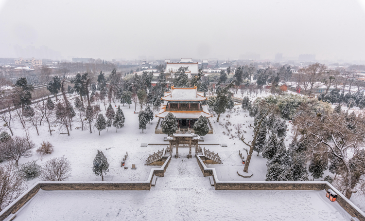 【雲遊渭南】待雲開疫散，我們一起暢遊西嶽廟，品華嶽文化，賞天下名碑_fororder_鳥覽西嶽廟-楊曉衛