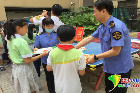 國際港務區：安全知識進校園 築牢食品、特種設備安全防線