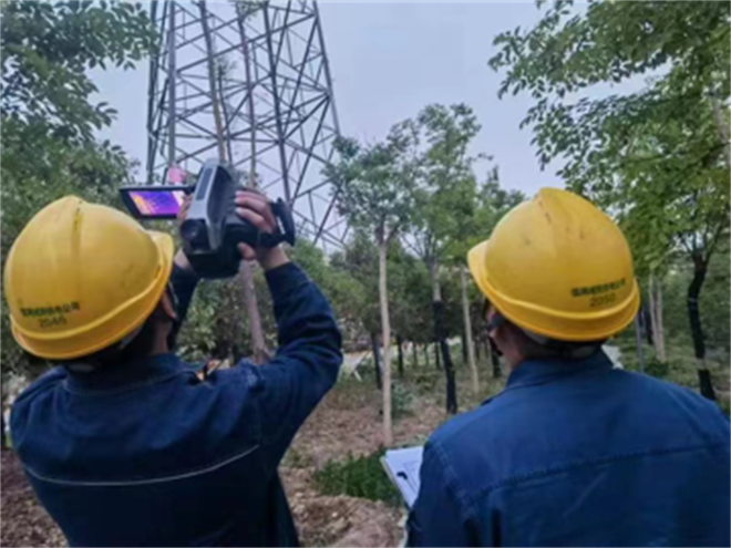 國網咸陽供電公司：夜巡線路“量體溫” 保障架空輸電線路安全運行_fororder_2