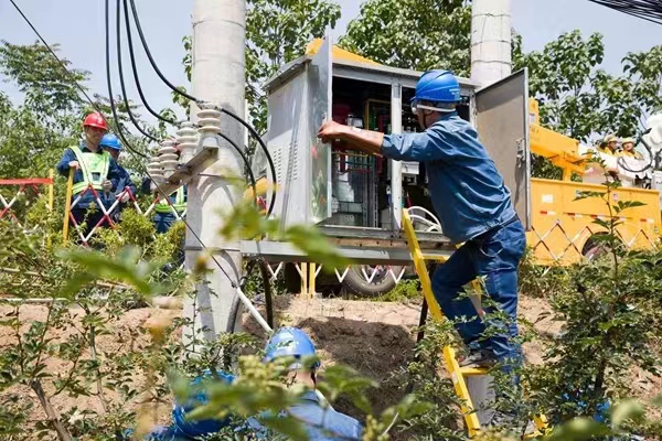 檢修不停電！陜西省首次綜合不停電法更換配變圓滿完成_fororder_1