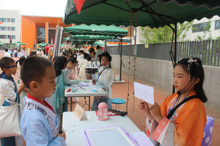 西安高新區第三十一小學：國潮31古風市集帶領師生沉浸式感受傳統文化的魅力_fororder_圖片7