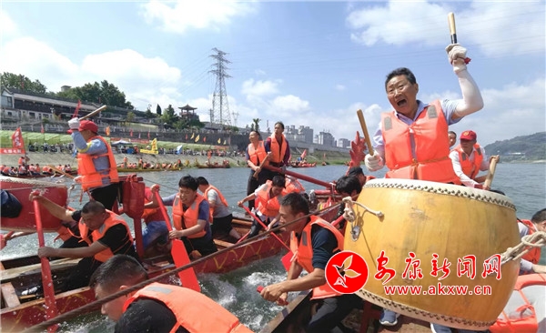 走進龍舟節 | 龍舟逐浪爭上游 金州健兒備戰忙