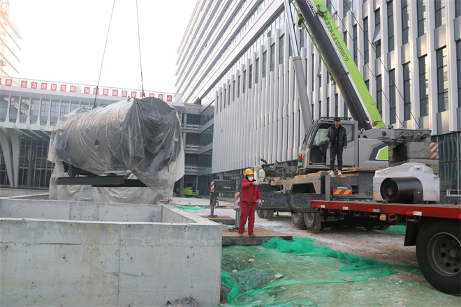 西安國際陸港醫院項目大型設備安裝工作拉開序幕_fororder_微信圖片_202212311132002