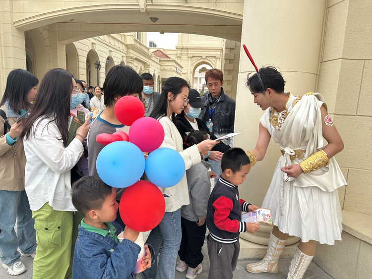 遊客好評如潮 歡樂再掀高潮｜絲路在逃王子公主等你“Hi you，嗨遊！”_fororder_圖片6