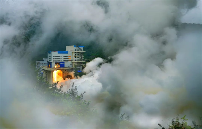 堅定不移地走科技創新引領發展的道路——習近平總書記在聽取陜西省委和省政府工作彙報時的重要講話在西安航天基地引發熱烈反響_fororder_圖片2