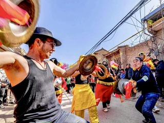 Diverses activités ont été organisées pour célébrer le Nouvel An chinois à Weinan, dans la province de Shaanxi_fororder_rBABCmXYOd2AO-wUAAAAAAAAAAA147.1539x1280.1280x1065