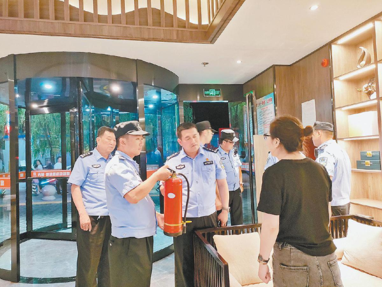 深耕平安路　捧得“金鼎”歸_fororder_微信圖片_20250415085720