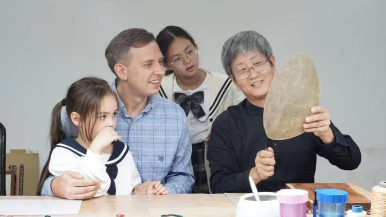 【外眼看陜西·尋渭記】從美國俄亥俄到陜西渭南：洋女婿羅伯特的渭南日常與文化探尋