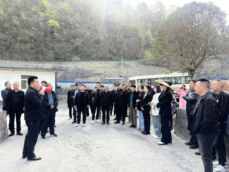 安康市漢濱區新城街道開展“清明追思 綠色傳承”系列主題活動_fororder_圖片3
