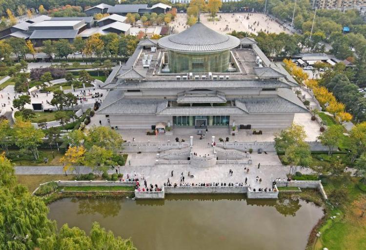 秋日小雁塔風景美