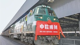 今年首列中歐班列“商西歐”專列發車