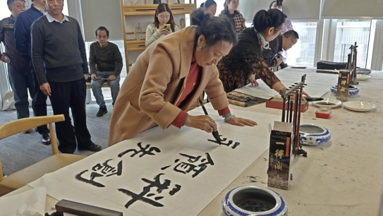 讓藝術與科技共融 “藝術家走進高新三期”系列文化宣傳活動啟幕_fororder_圖片 3