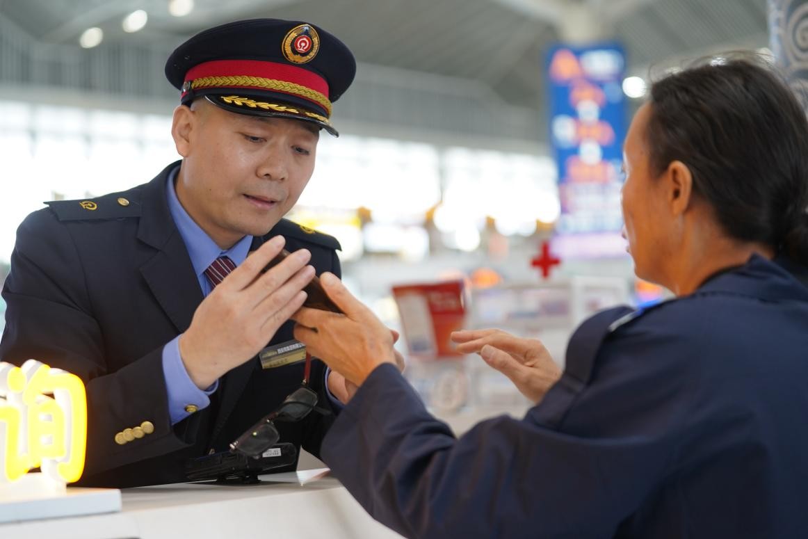 陜西鐵路2026年春運今日啟動 運力擴容暖歸途 溫情護航啟新程_fororder_圖片2
